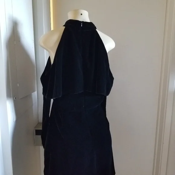 Zara black velvet  off shoulder holiday dress large - Picture 13 of 15